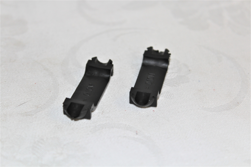 2x Bremszug Bowdenzug-halter am Kotflügel passend für Simson S50 S51 ETZ125 ETZ250